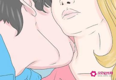 一个男人吻你的脖子说明什么