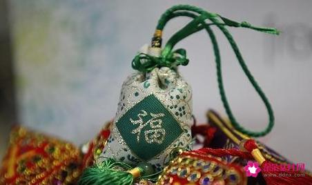定情信物一般是什么