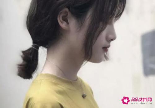 男朋友总是让我光着给他看