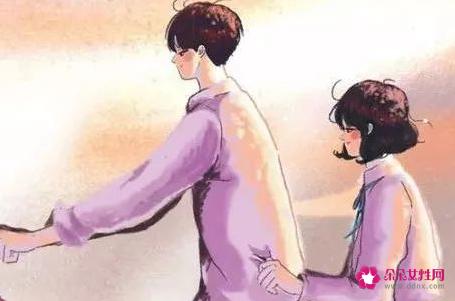 男生抱着你来回蹭你