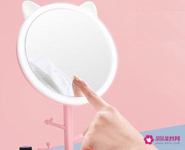 高情商男友送女友什么礼物