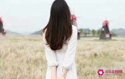性格内向的女生有什么特点