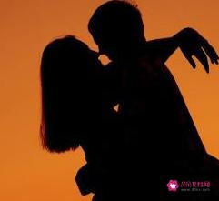 女孩子抱起来是软软的吗