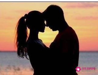 一个男人爱你的8种表现