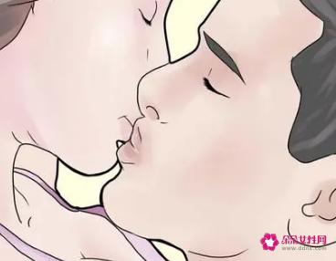 男人吻你脖子代表什么意思