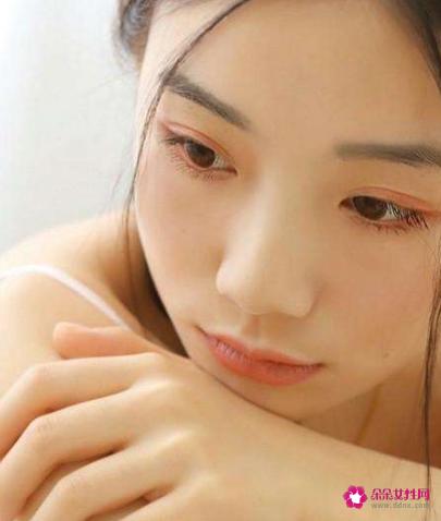 天蝎座女喜欢一个人的十大表现