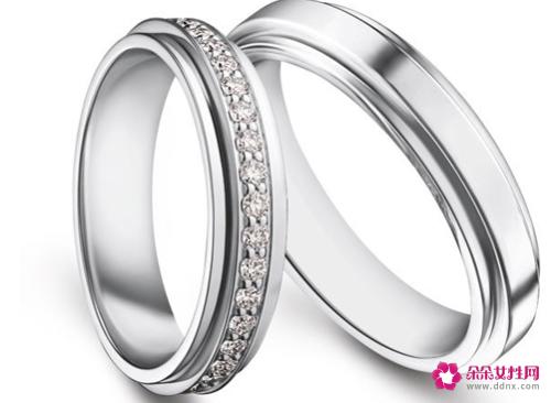 情侣戒指图片