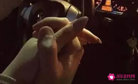 和成熟的男人谈恋爱有多幸福