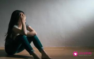 已婚女人出轨后再和老公睡觉是什么感受