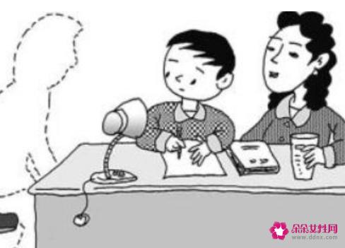 单亲家庭关系有哪些特点