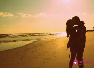 最感动爱人的话十个字