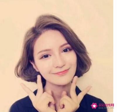 胖女生适合的短发发型