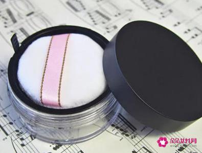 化淡妆的化妆品