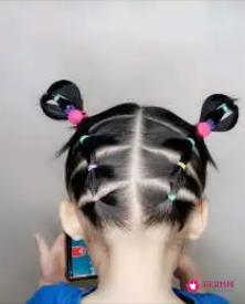 适合9个月女婴剪发型的图片