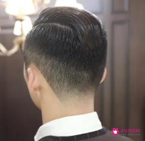 方脸适合什么发型男