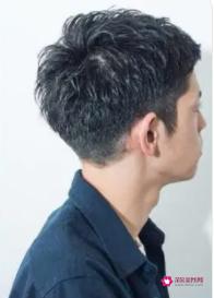 方脸适合什么发型男