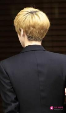 脸大适合什么发型好看男