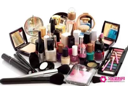 新手学化妆需要买什么化妆品