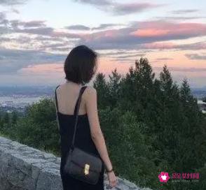 最火短发减龄发型