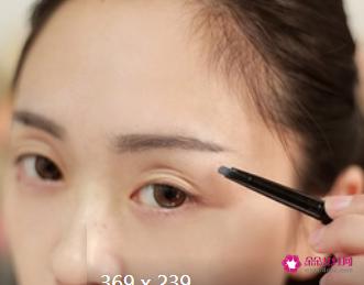化生活妆的基本步骤