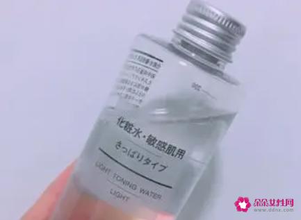 乳液什么时候用