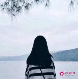 圆脸女生长发发型