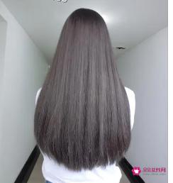 圆脸女生长发发型