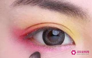 眼部彩妆画法步骤
