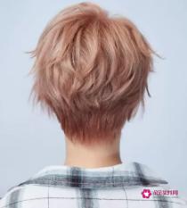 男生染酒红色发色会好看吗