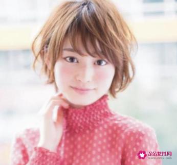 胖女人适合什么发型最好看短发