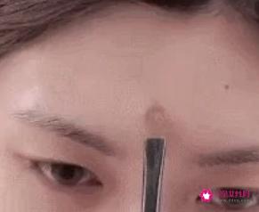 如何简单化妆初学者