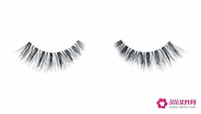 半颜妆逆袭揭露眼妆神奇魔力