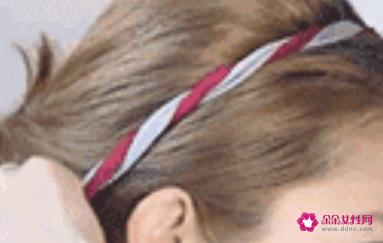 十种齐肩短发扎发