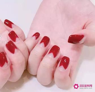 胖手适合做什么颜色的指甲