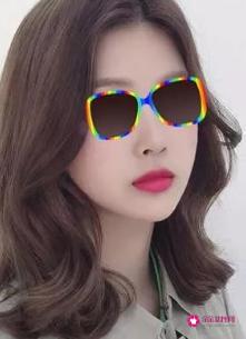 适合脸大的发型图