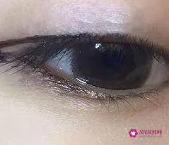 单眼皮如何画眼线