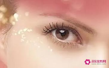 过敏性皮肤用什么眼霜