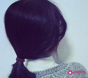 50岁女人留啥发型好看瓜子脸