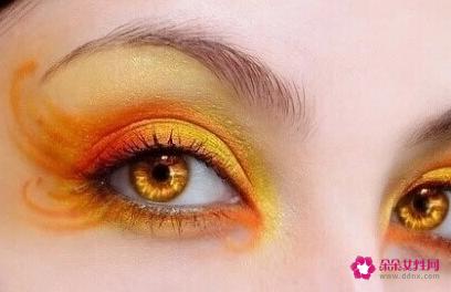 非主流完美眼妆是怎样的