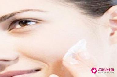 怎样可以去皱纹自制去皱面膜怎么做