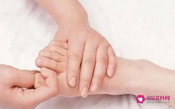 瘦身推拿按摩手法