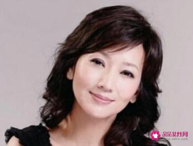四十岁的女人最适合的发型