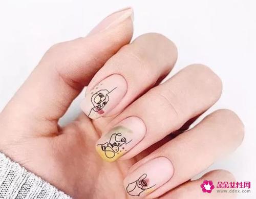 指甲彩绘图案简单图片