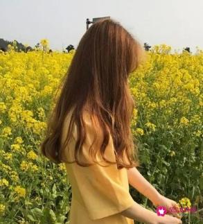 圆脸适合什么发型女烫发