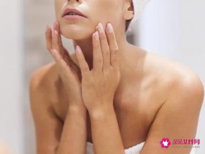 用维e擦脸半年后