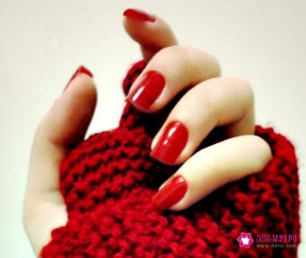 指甲油的正确涂法顺序图