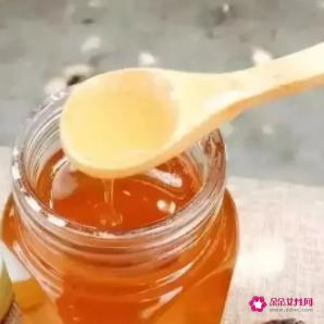 蜂蜜洗脸的方法