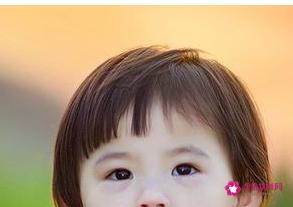 1岁女宝宝简单好看发型