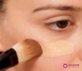 化妆步骤初学者化妆的正确步骤