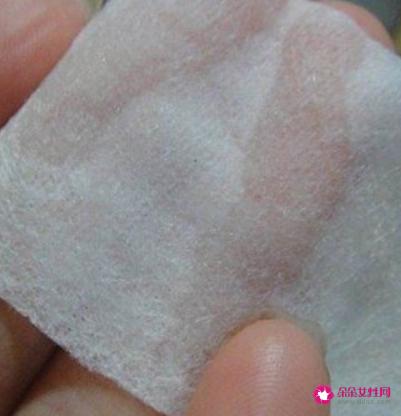 水精华和水乳的使用顺序